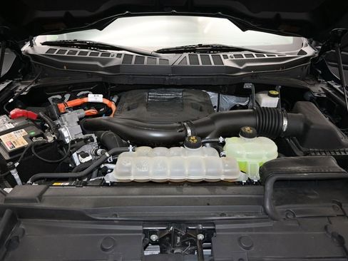 Certified 2022 Ford F150 XLT w/ Equipment Group 302A High AWD/4WD image 11