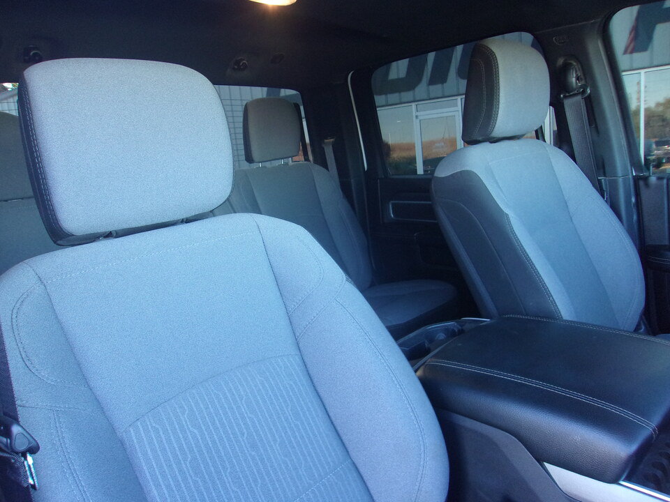 Used 2024 RAM 2500 Big Horn w/ Off Road Package AWD/4WD image 20