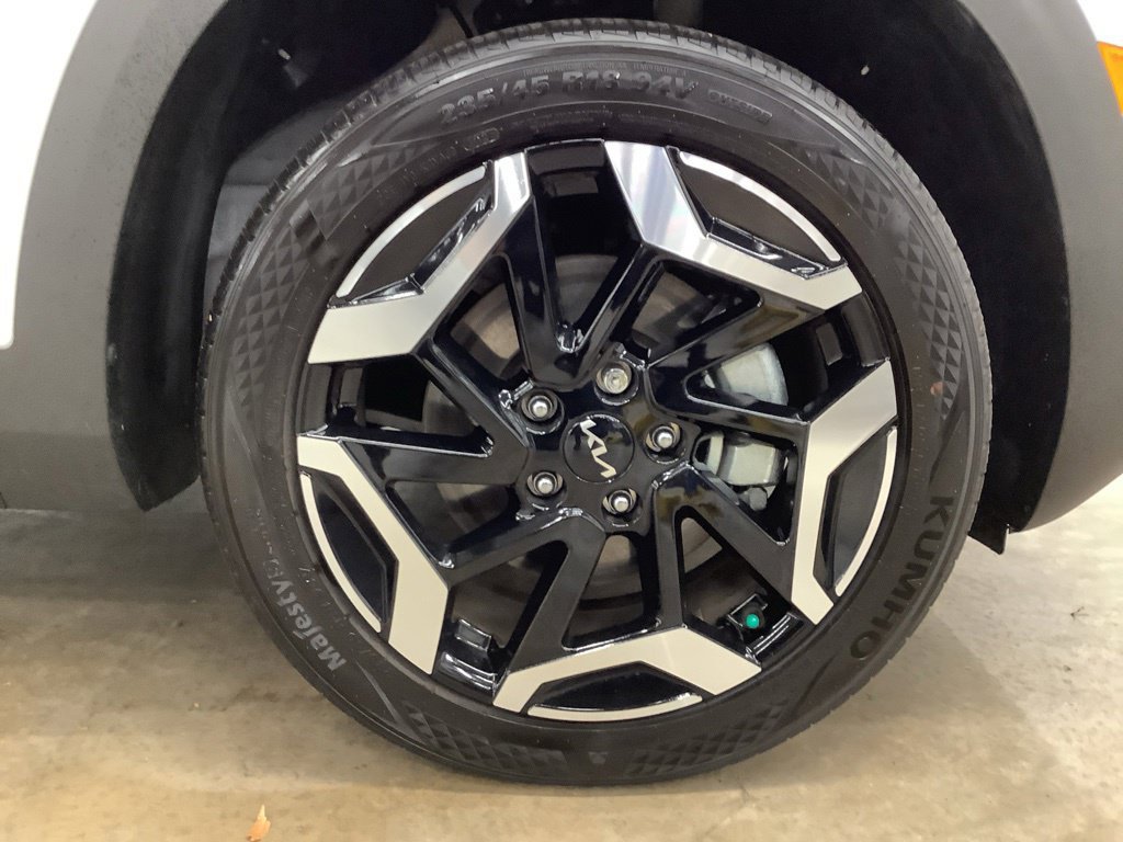 Certified 2026 Kia Seltos SX w/ SX Sunroof Package AWD/4WD image 27