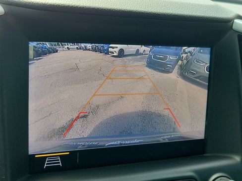 Used 2021 GMC Terrain SLE w/ Driver Convenience Package FWD image 23