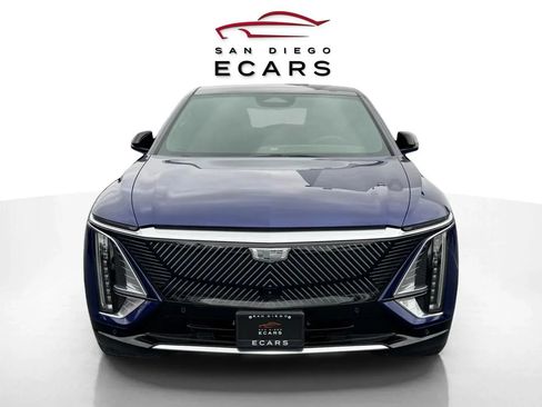 Used 2024 Cadillac Lyriq Luxury image 2