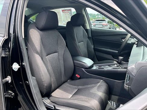 Used 2024 Honda Accord EX image 7