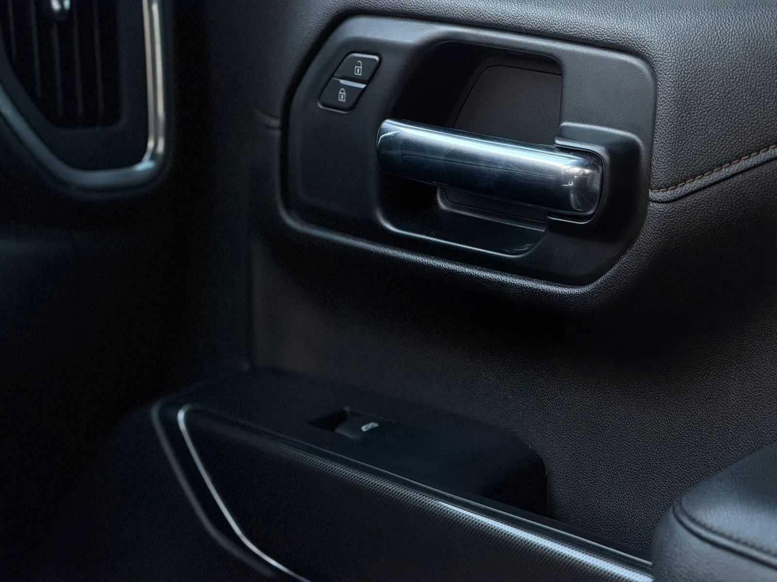 Used 2021 GMC Sierra 1500 AT4 AWD/4WD image 19