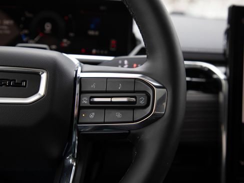 Used 2024 GMC Sierra EV Denali AWD/4WD image 25