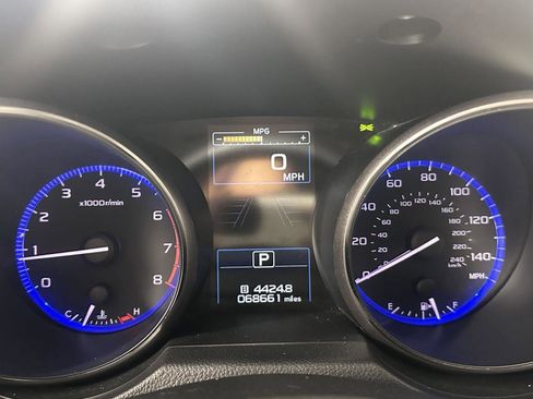 Used 2019 Subaru Outback 2.5i Limited w/ Popular Package #2 AWD/4WD image 7