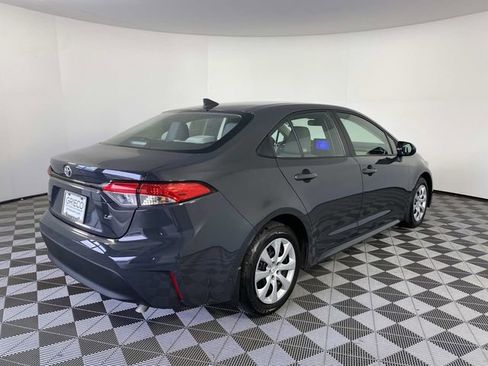 Used 2024 Toyota Corolla LE FWD image 9