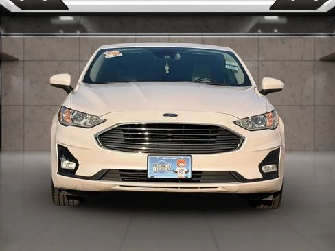 Used 2020 Ford Fusion SE w/ Equipment Group 151A FWD image 4
