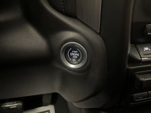 Used 2021 GMC Sierra 1500 Denali w/ Denali Ultimate Package image 11