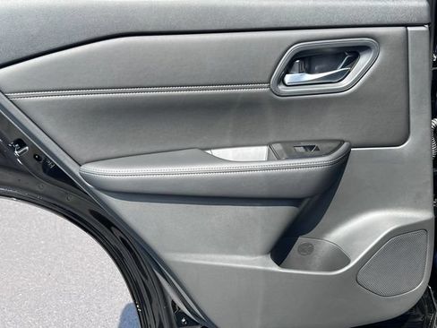 New 2026 Nissan Rogue Dark Armor AWD/4WD image 33