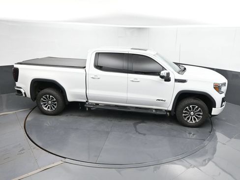 Used 2019 GMC Sierra 1500 AT4 w/ Off Road Performance Package AWD/4WD image 14
