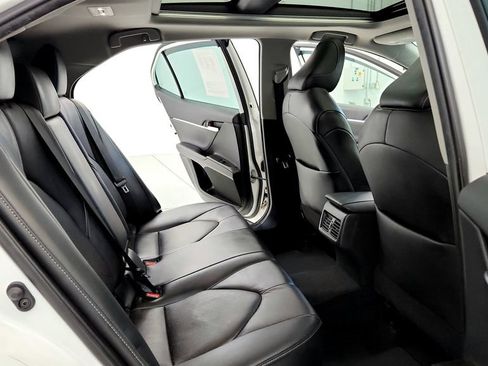 Used 2021 Toyota Camry XSE w/ Carpet Mat Package (TMS) AWD/4WD image 18