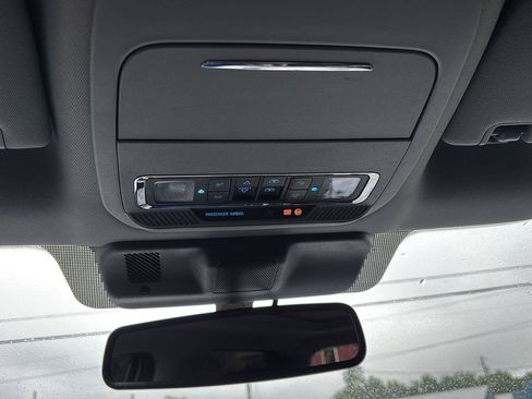 Used 2026 Ford F250 Lariat AWD/4WD image 38