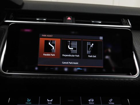 Used 2019 Land Rover Range Rover Velar R-Dynamic SE AWD/4WD image 45