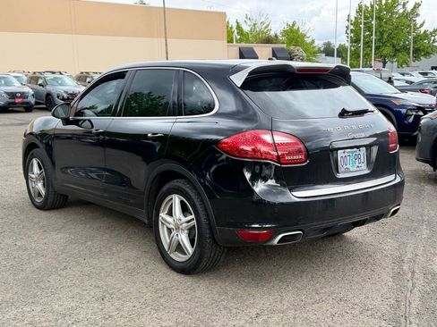 Used 2014 Porsche Cayenne AWD/4WD image 3
