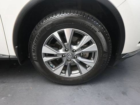 Used 2017 Nissan Murano SL FWD image 23