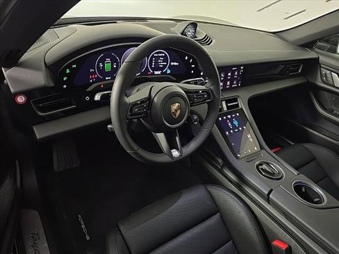 New 2025 Porsche Taycan 4S image 4