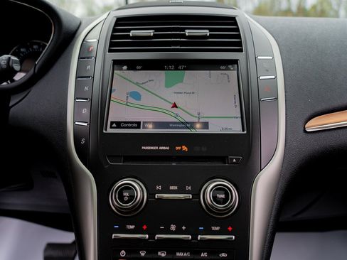 Used 2019 Lincoln MKC Reserve w/ MKC Climate Package AWD/4WD image 30