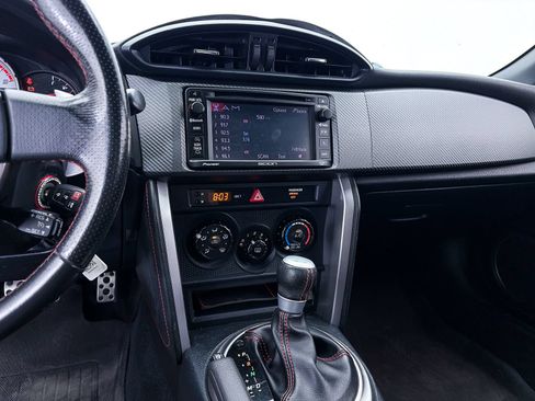 Used 2015 Scion FR-S RWD image 4