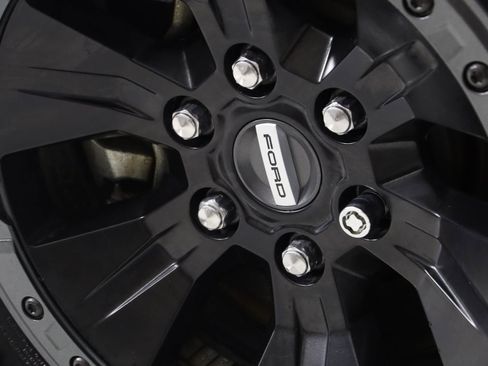 Used 2017 Ford F150 Raptor w/ Equipment Group 801A Mid image 18