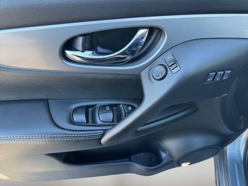 Used 2020 Nissan Rogue Sport SL w/ Premium Package image 22