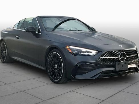 Used 2025 Mercedes-Benz CLE 450 4MATIC Cabriolet image 3