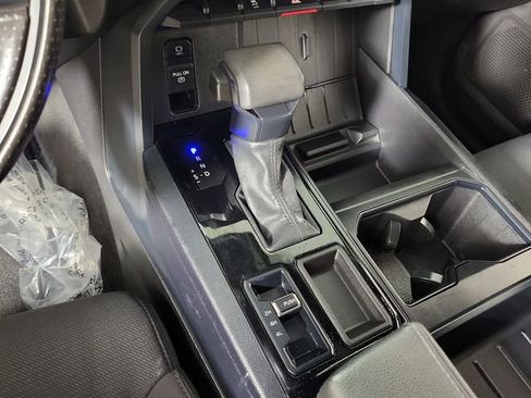 Used 2025 Toyota Tundra SR w/ SR Tow Package AWD/4WD image 30