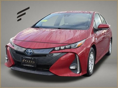 Used 2020 Toyota Prius Prime Limited FWD image 1
