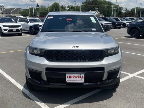 New 2025 Jeep Grand Cherokee L Limited w/ Luxury Tech Group II image 10