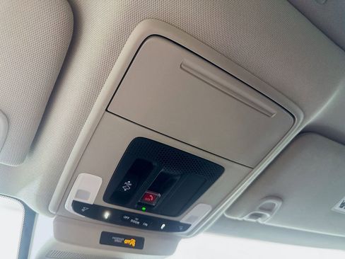 Used 2024 Honda Accord EX image 29