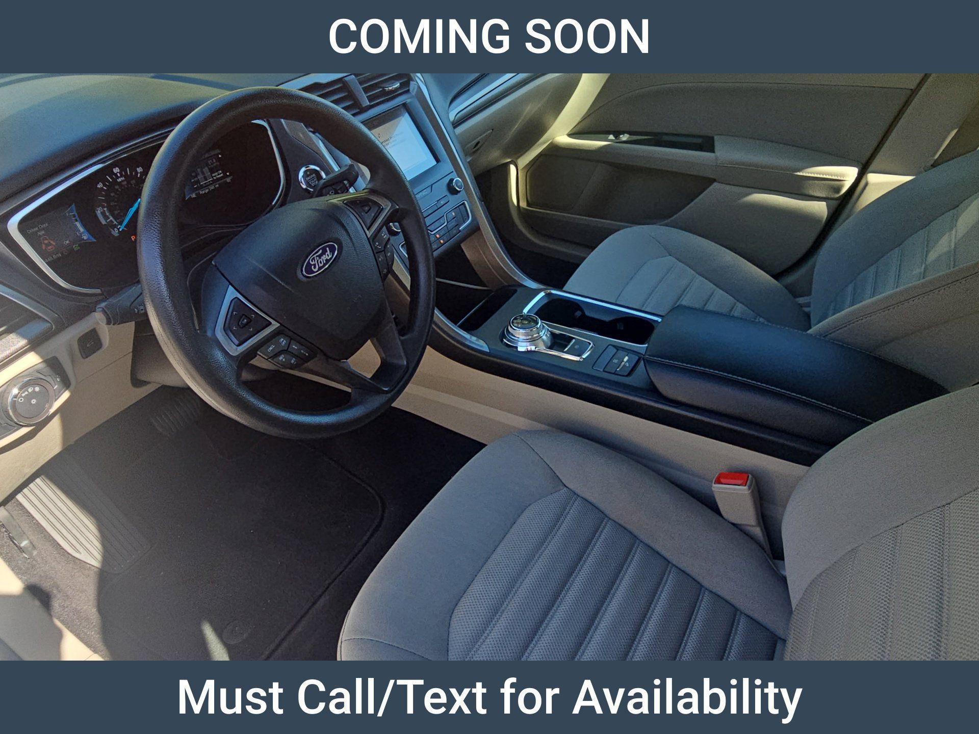 Used 2019 Ford Fusion SE FWD image 9