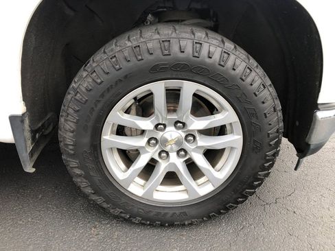 Used 2019 Chevrolet Silverado 1500 LT w/ All-Star Edition image 26