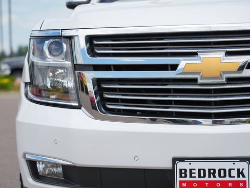 Used 2018 Chevrolet Tahoe Premier AWD/4WD image 9