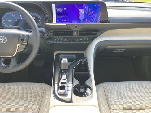 Used 2026 Toyota Crown w/ Advanced Technology Package AWD/4WD image 19