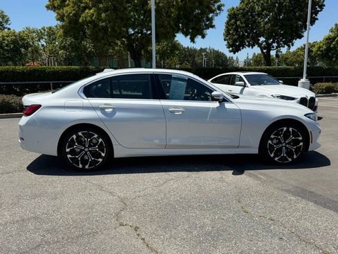 Used 2025 BMW 330i Sedan w/ Convenience Package RWD image 7