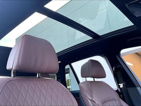 Used 2019 BMW X5 xDrive40i w/ Luxury Seating Package AWD/4WD image 27