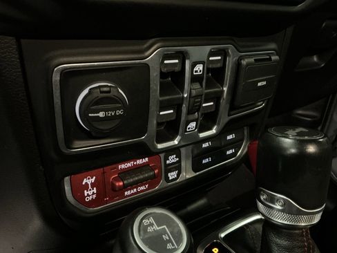 Used 2021 Jeep Wrangler Unlimited Rubicon w/ Steel Bumper Group image 29