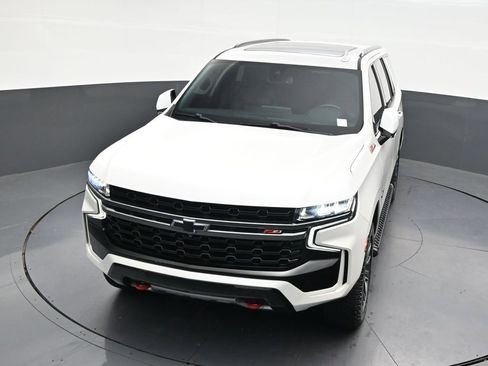 Used 2022 Chevrolet Tahoe Z71 w/ Z71 Off-Road Package AWD/4WD image 22