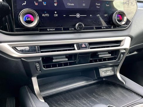 Used 2025 Lexus RX 350 Premium w/ Convenience Package image 32