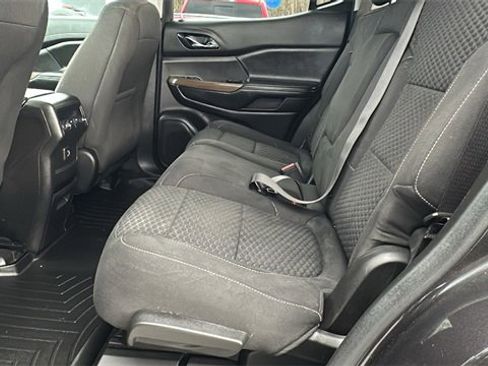 Used 2019 GMC Acadia SLE image 21