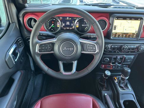 Used 2023 Jeep Wrangler Unlimited Rubicon 4xe image 15