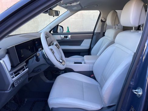 Used 2025 Hyundai Santa Fe SEL image 27