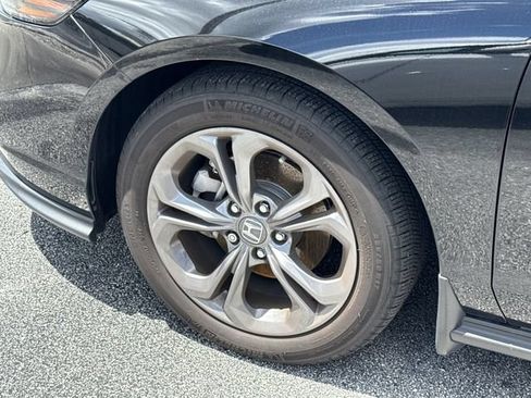 Used 2024 Honda Accord EX image 5
