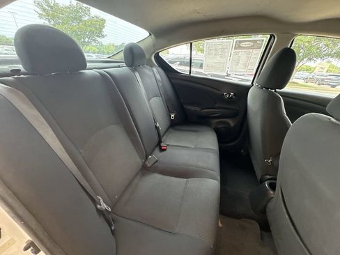 Used 2013 Nissan Versa FWD image 25