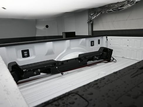 Used 2023 Ford F250 XL w/ XL Chrome Package image 15