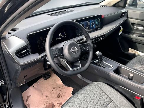 New 2026 Nissan Kicks SV w/ Cold Weather Package image 7