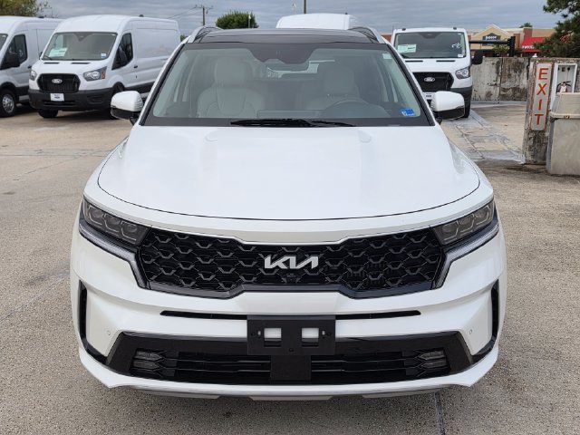 Used 2023 Kia Sorento SX Prestige AWD/4WD image 2