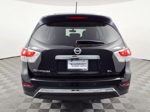 Used 2016 Nissan Pathfinder SL FWD image 5