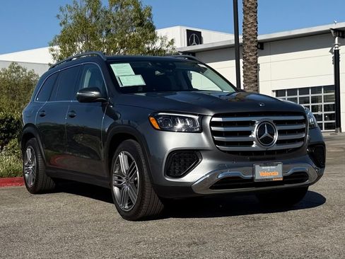 Certified 2026 Mercedes-Benz GLS 450 4MATIC image 6