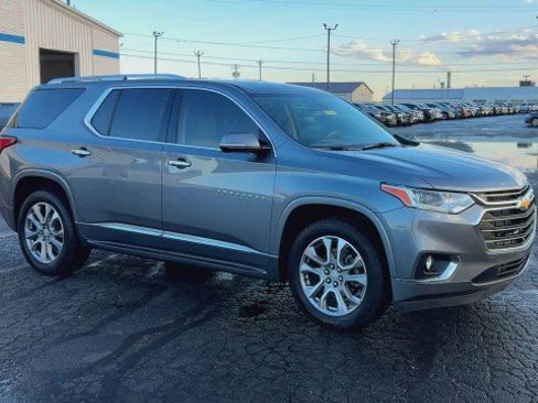 Certified 2020 Chevrolet Traverse Premier w/ LPO, Floor Liner Package image 2