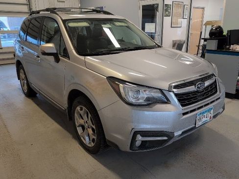 Used 2017 Subaru Forester 2.5i Touring image 7